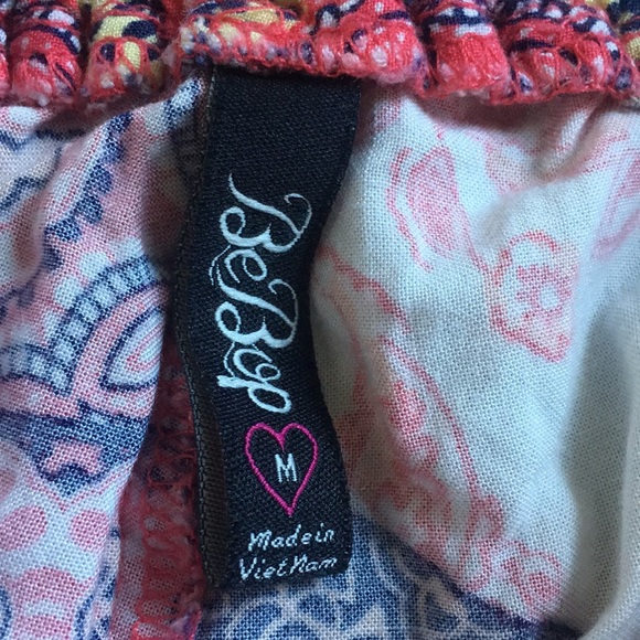 Fun flowy summer shorts! - Picture 3 of 3